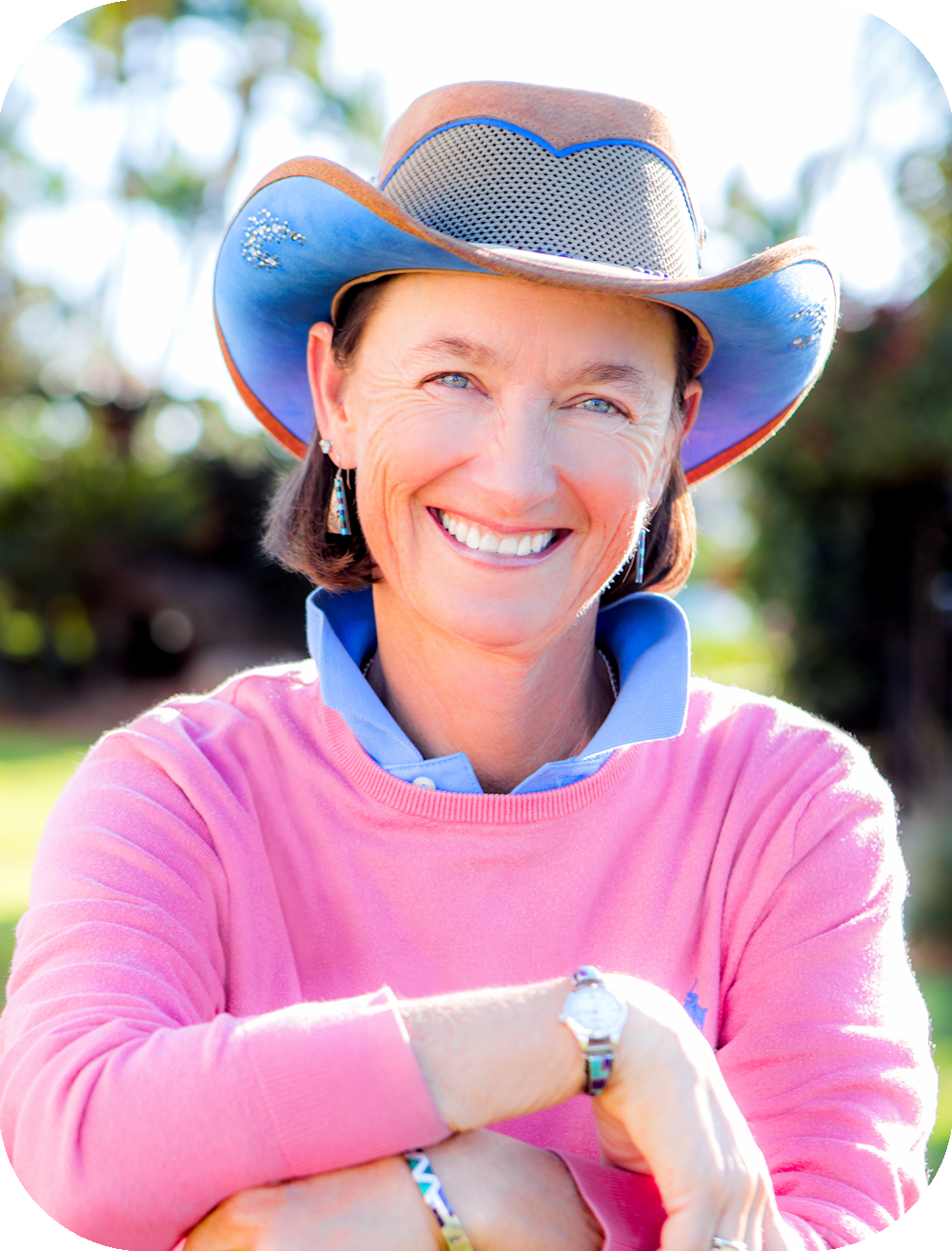 Mediumship readings with Andree connect you with loved ones that have passed